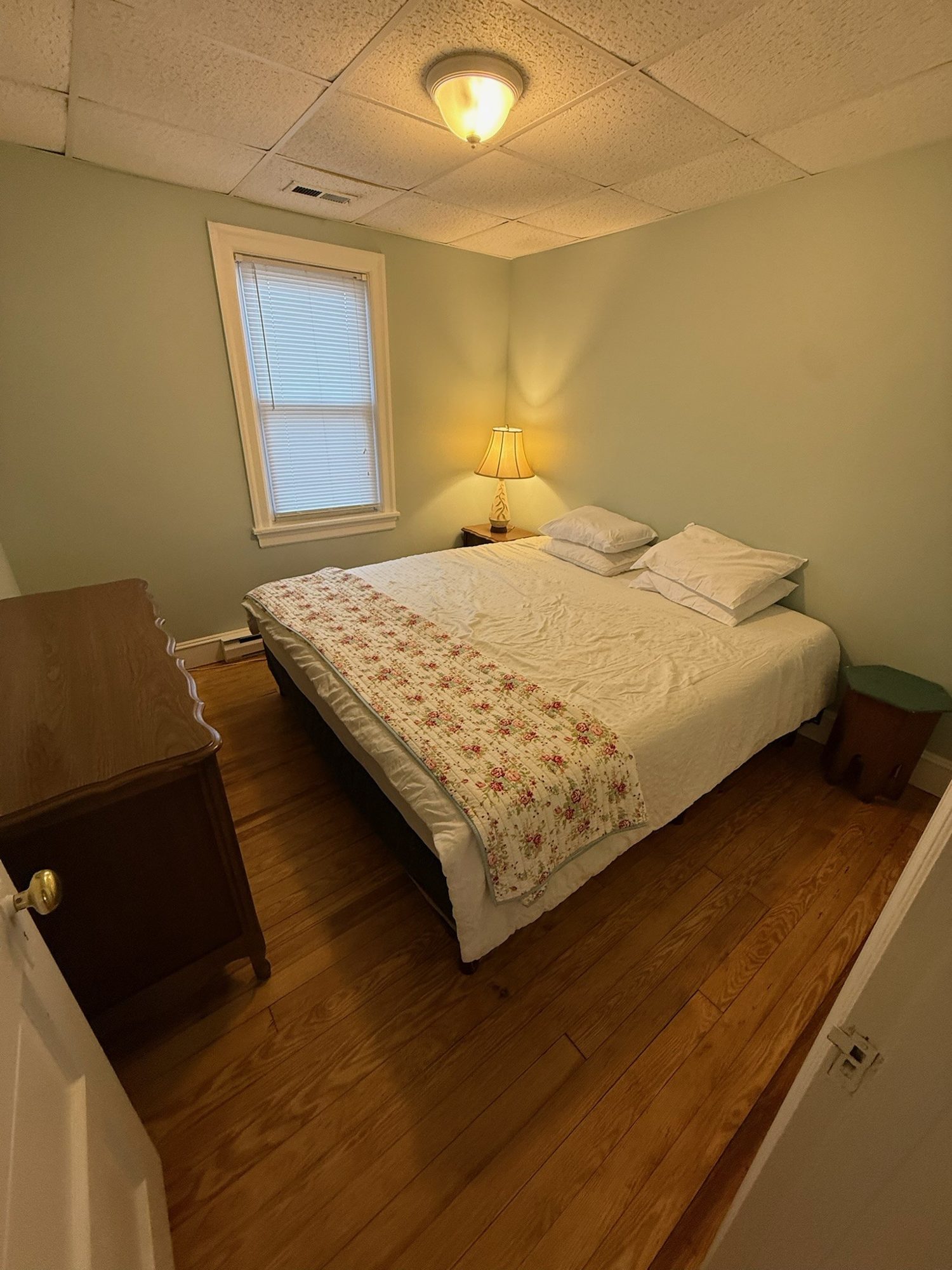 Corinthian Salt, Bedroom 1